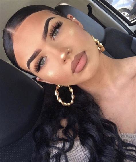 Accessorize, accessorize, accessorize Statement jewelry, trendy sunglasses, and hats can really take your outfit to the next level. . Baddie makeup looks